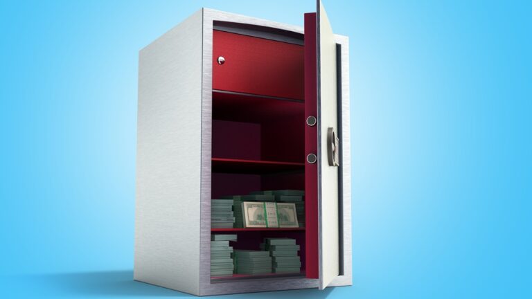 páncélszekrény nyitás